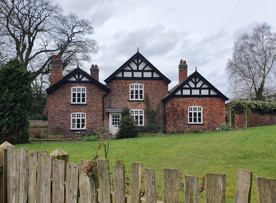 Photo House Worth Maddington